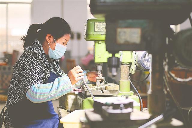 河北武強(qiáng)縣帶動近3000戶脫貧戶穩(wěn)定增收